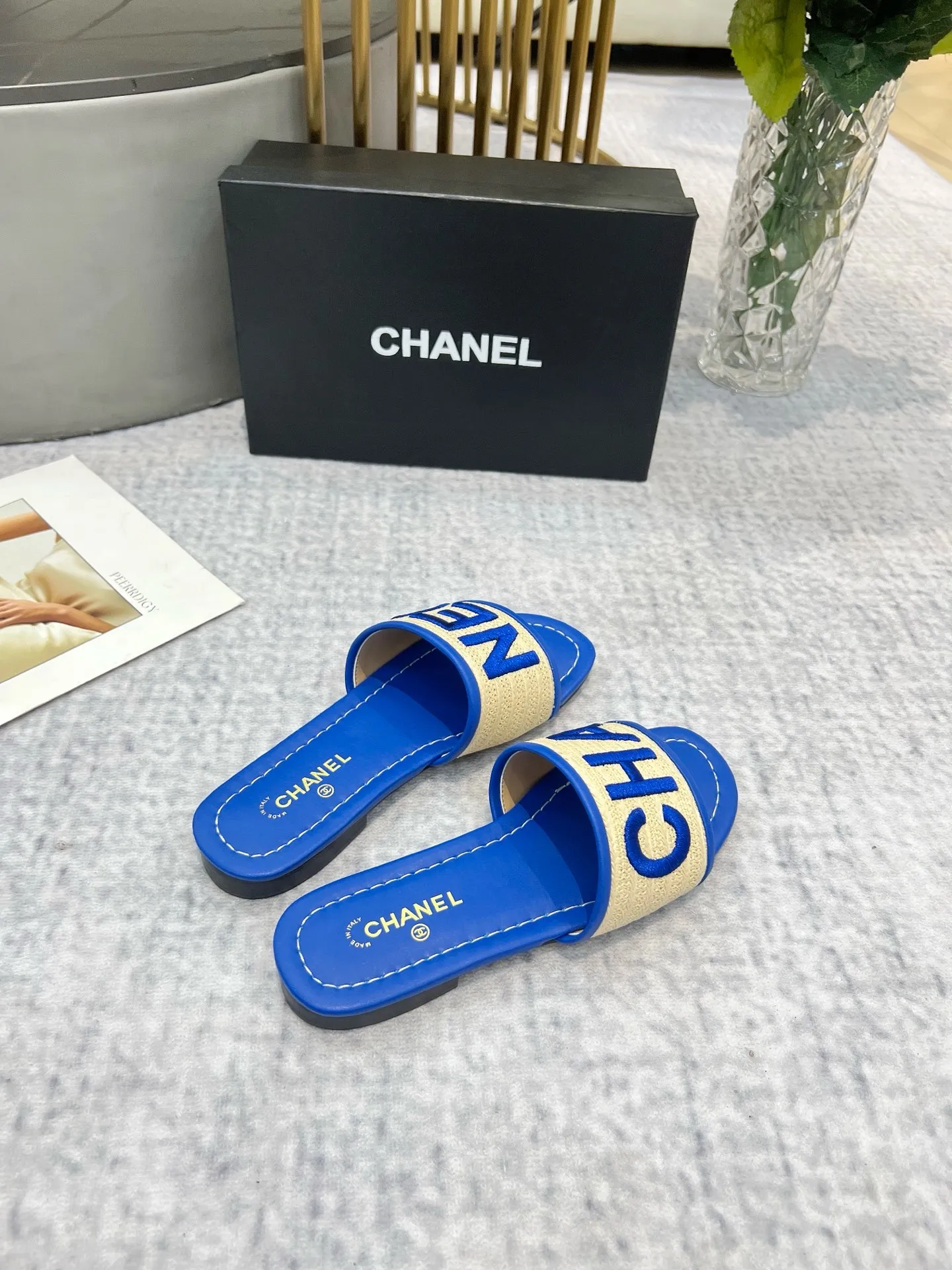 💕💕Factory direct selling price p340💕💕 Genuine leather sole +30 CHANEL, the upper uses three-dimensional electric embroidery technology, the upper foot is comfortable, soft and breathable, must-have size 35-43, leather sole +30